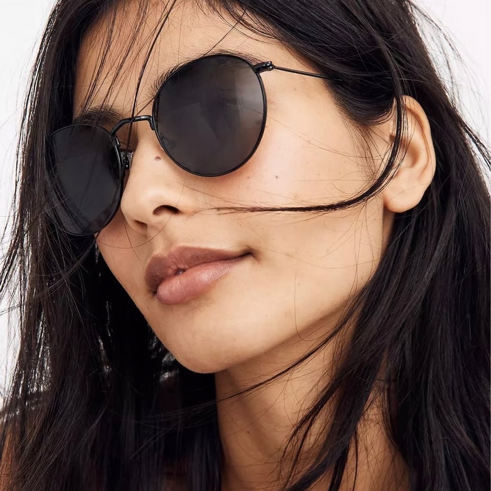 Madewell black “fest” sunglasses — practically new!